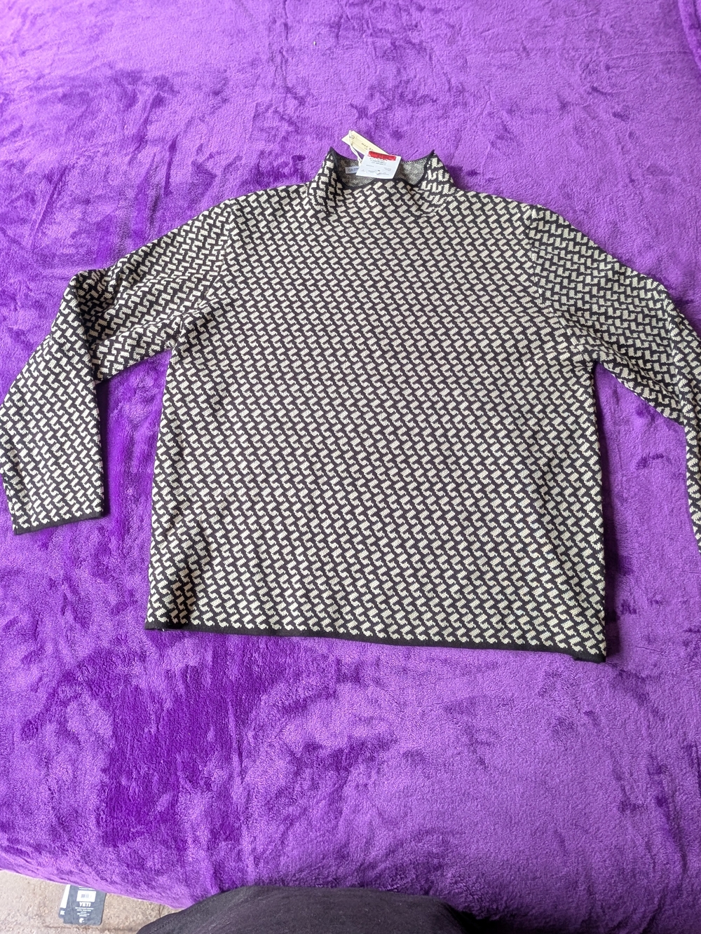 Max Studio Black & Cream Geometric Turtleneck Sweater